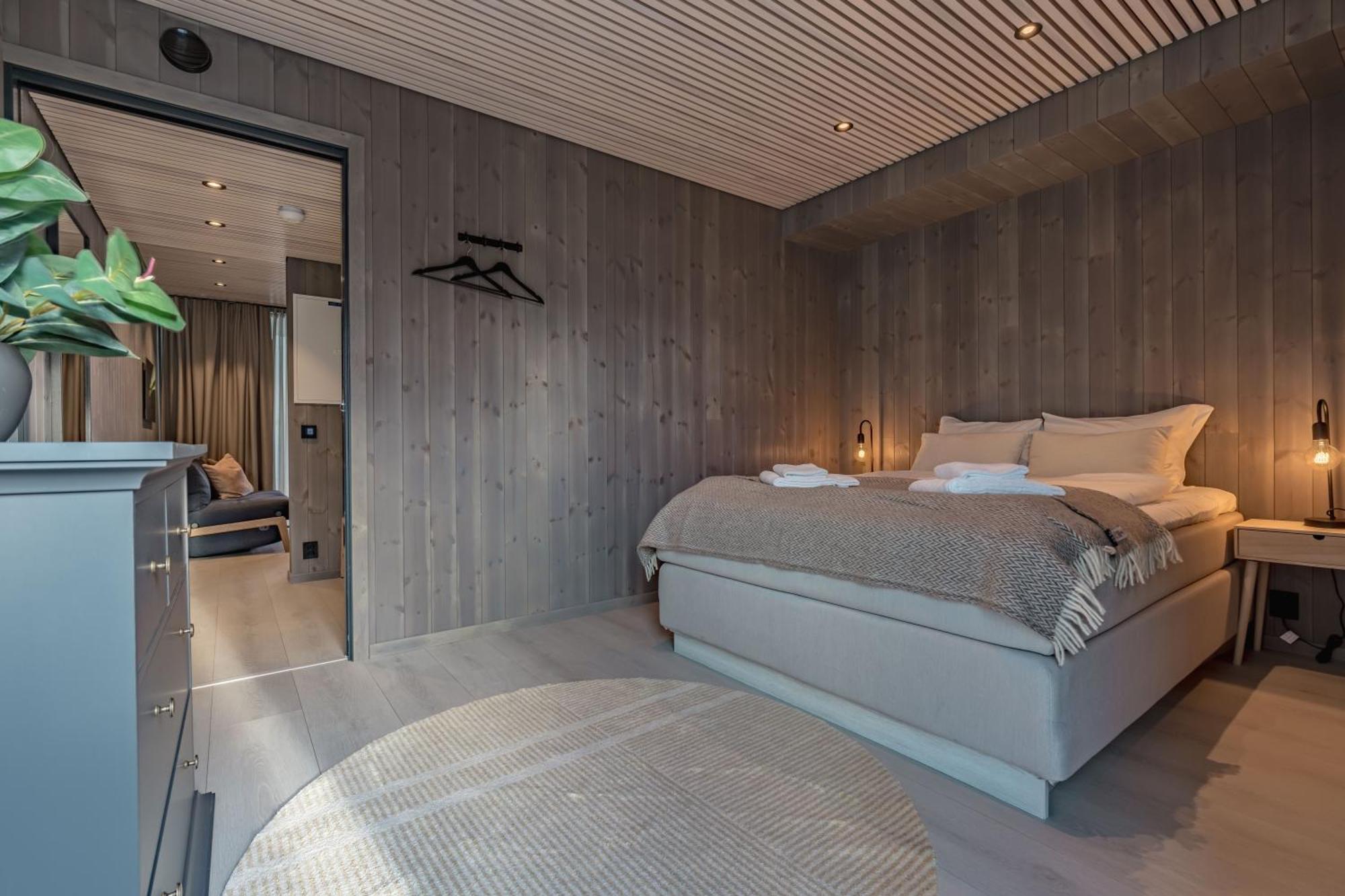 New And Modern Apartment In Henningsvær Buitenkant foto
