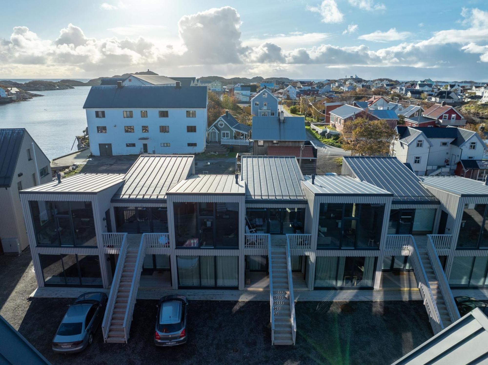 New And Modern Apartment In Henningsvær Buitenkant foto