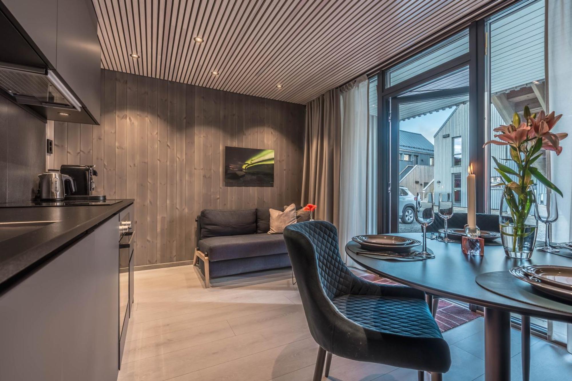 New And Modern Apartment In Henningsvær Buitenkant foto