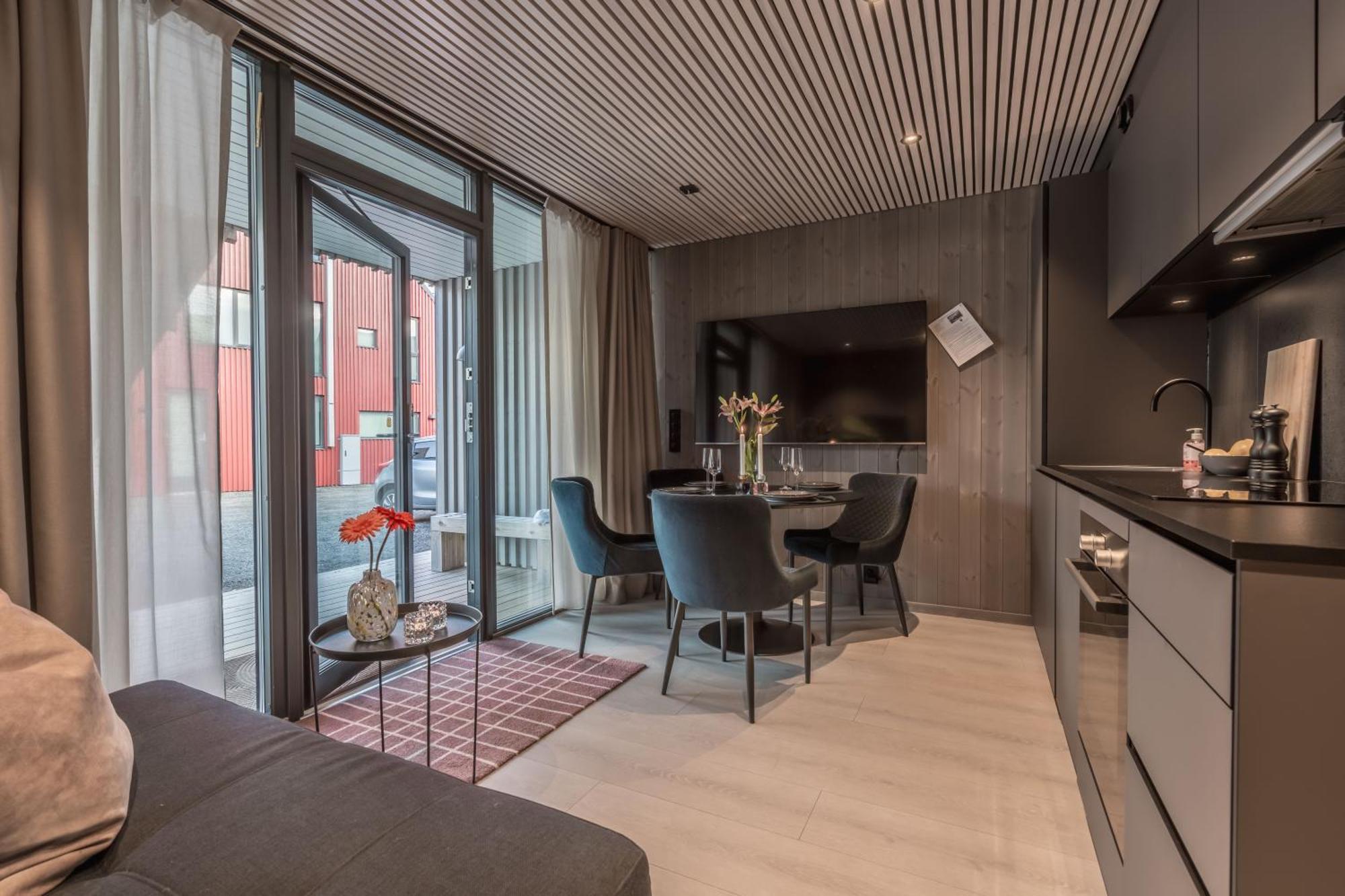 New And Modern Apartment In Henningsvær Buitenkant foto